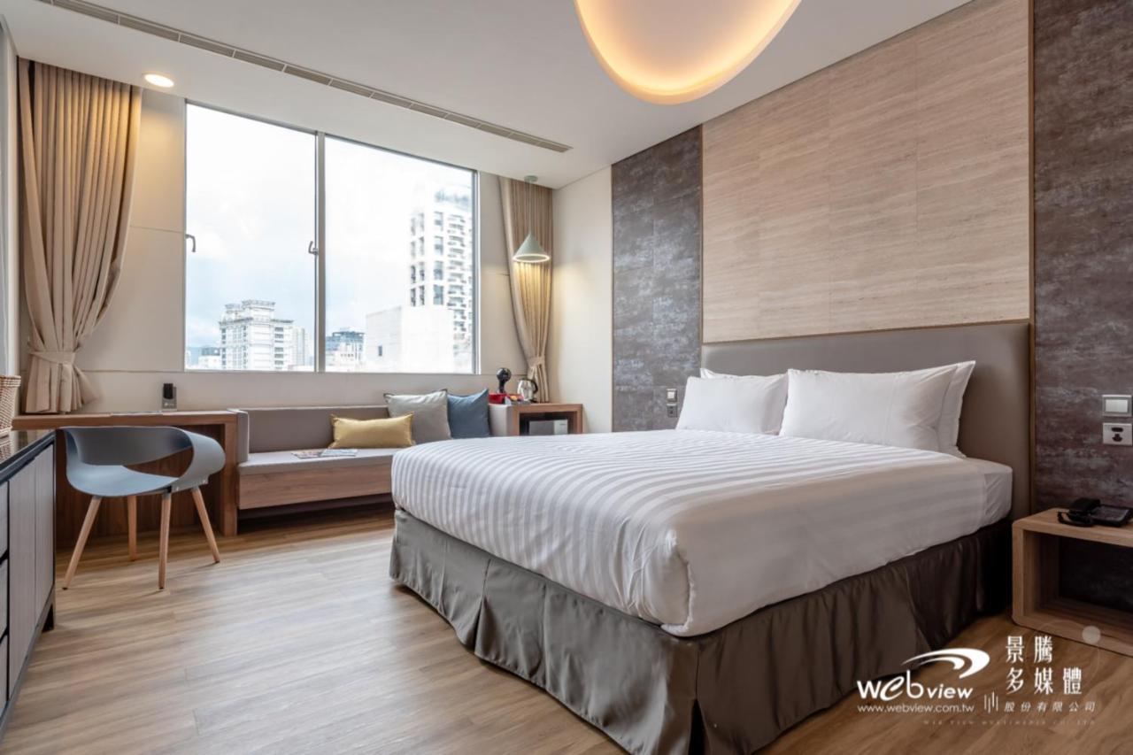 玩行旅台北館 Hotell Taipei Exteriör bild
