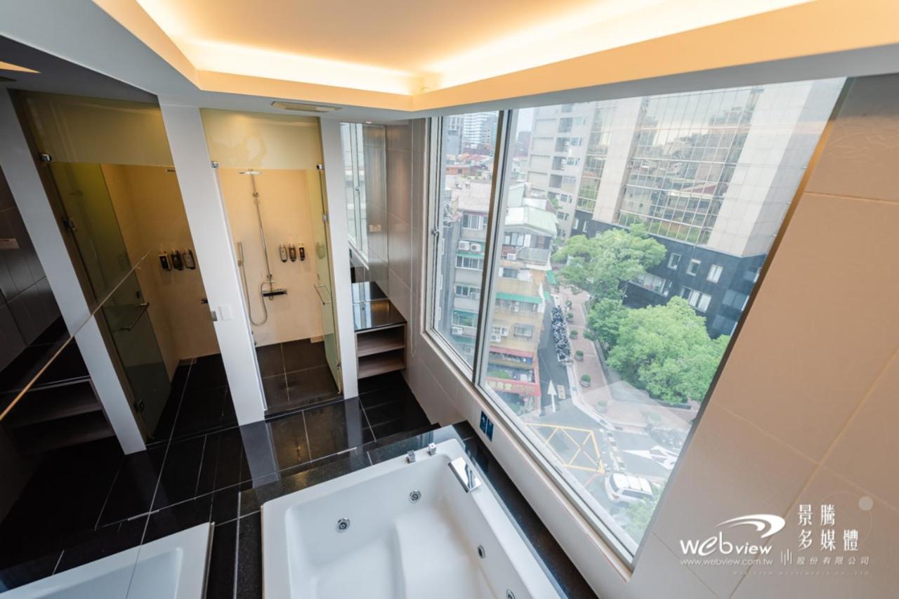 玩行旅台北館 Hotell Taipei Exteriör bild