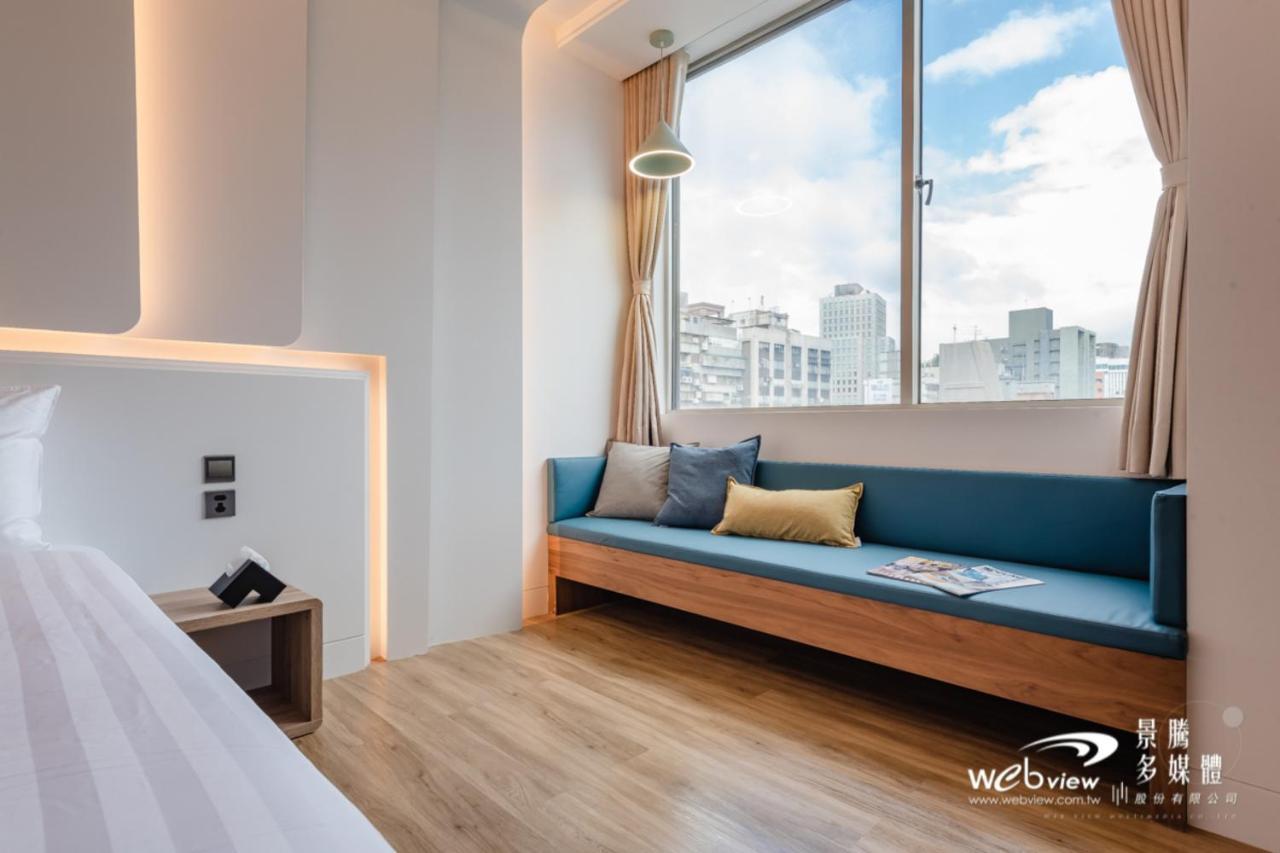 玩行旅台北館 Hotell Taipei Exteriör bild