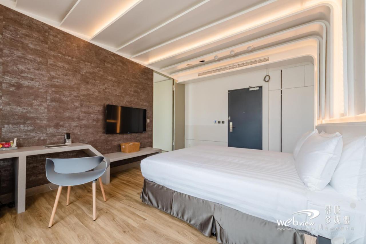 玩行旅台北館 Hotell Taipei Exteriör bild