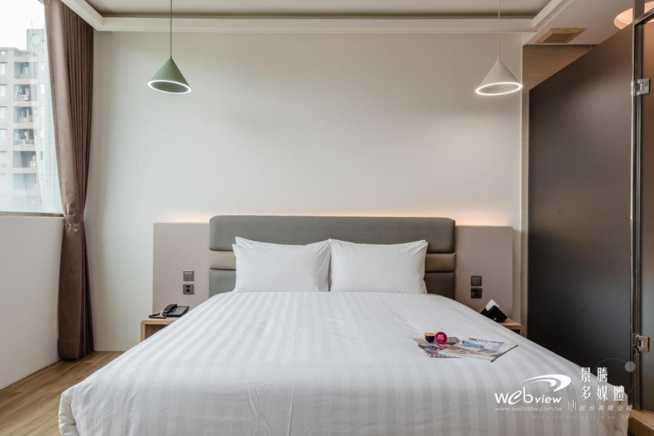 玩行旅台北館 Hotell Taipei Exteriör bild