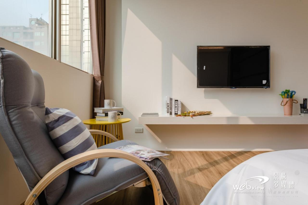 玩行旅台北館 Hotell Taipei Exteriör bild