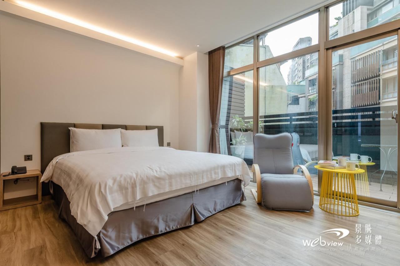 玩行旅台北館 Hotell Taipei Exteriör bild
